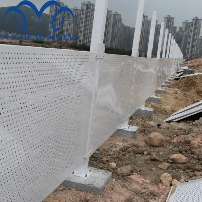 China Easily Assembled Perforated Anoraks Fencing For Windy Areas Garden Wind Protection for sale