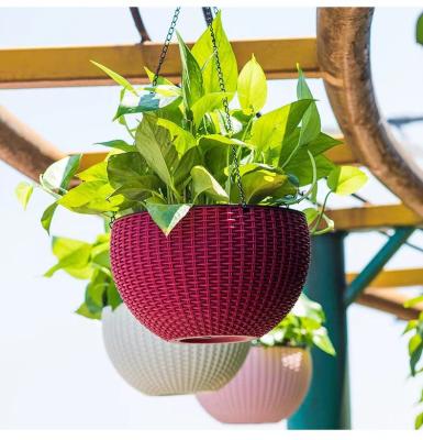 China Contemporary Convenient Wall Hanging Garden Supplies Flowerpot Customized Plant Plastic Self Watering Flower Pot for sale