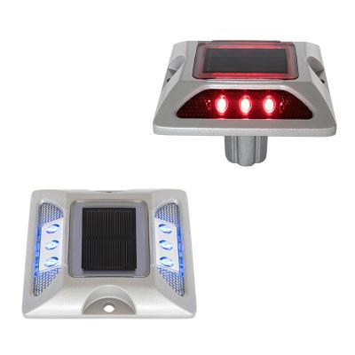 China High Strength Durable Aluminum Alloy LED Blinking Cat Eye Driveway Marker Light Solar Power Road Stud with Spike Shank for sale