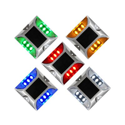 China Flashing or Constant Pavement Marking Light Road Lead Fixture Anyang Solar Power Cat Eye Road Stud Road Marker Light for sale