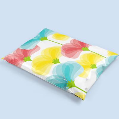 China Recyclable Delivery Clothes Mailer Bag Custom Mailer Bag Packaging Mailing Package For Clothing for sale