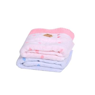 China Compressed 100% Cotton 70x140 Christmas Hot Sale Luxury Bath Towel for sale