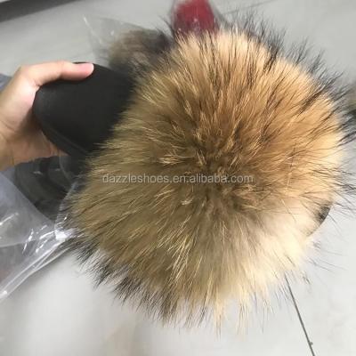 China New Custom Logo Women Thermal Trending Flat Casual Slippers Fashion Fox Fur Slides for sale