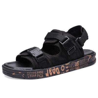 China New Summer Style Men's Flat Summer Style Beach Shoes Velcro Fashion Sandals and Warm Slippers Men for sale