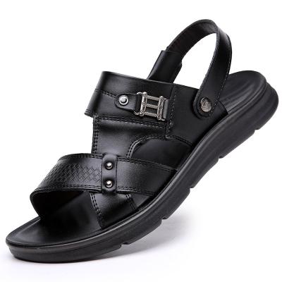 China Flat 2021 Summer New Men's Leather Beach Sandals Non-slip Foot Two-wear Casual Shoes Men's Sandals and Slippers for sale