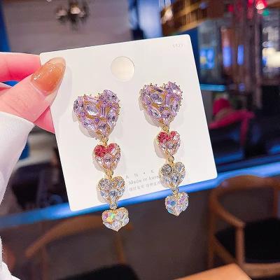 China Vintage fashion love crystal earrings women 2022 year luxury jewelry new trend women's earrings for sale