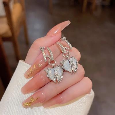 China Vintage Zircon Cat's Eye Love Ear Studs Korean Rhinestone Earrings Women for sale