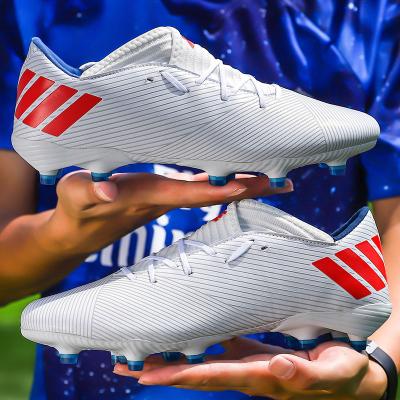 China Low Cut Soccer Cleats Male Boots Mens Kids Adults FG Playground Training Durable Ultralight Soccer Shoes for sale