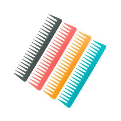 China Salon Hot Sale Custom Logo Color Styling Brush Hairdressing Carbon Cutting Salon Wide Tooth Barber Hair Comb for sale