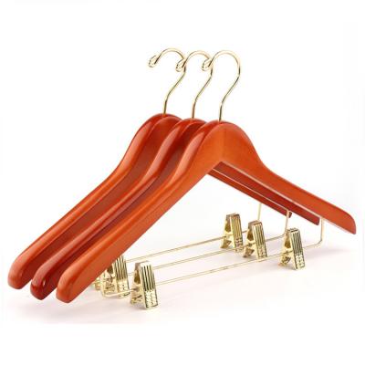 China With notches luxury wooden hanger for jacket suit hangers for coat hanger for sale