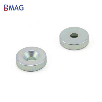 China Industrial Magnet ROHS Approved Counter Dipped Big Strong Hole Magnets for sale