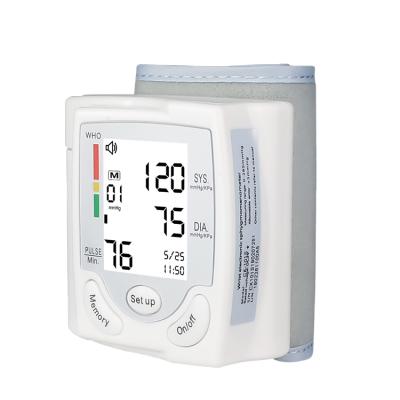 Chine Best Plastic Elder Care Products Digital Sphygmomanometer Wrist Blood Pressure Meter A Blood Pressure Monitor à vendre