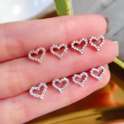 China Other Light Luxury 25 Point Real Diamond 18K Solid Diamond Jewelry Stud Earrings Fashion Total Heart Shape For Women for sale