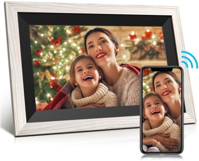 China OEM 10 Inch 1+16gb Wifi Digital Cloud Photo Frame HD Wooden Video Display Picture Electronic Frame for sale