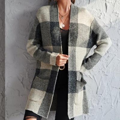 China Women's Anti-pilling Patch Pocket Gingham Cardigan Knitted Coat Women's Sweaters Cardigan for sale