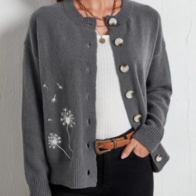 China EMERY ROSE Dandelion Embroidered Drop Shoulder Anti-pilling Knitted Coat Sweaters by Sweater Women's Cardigan Sweater for sale