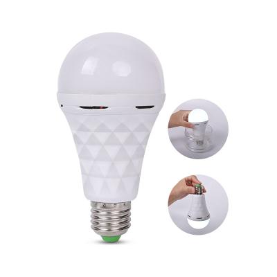 China Rechargeable Light Customizable Safety Energy Saving Camping Lights Multifunction Li-ion Battery Cable 2835 Rechargeable Carry Emergency Bulb for sale