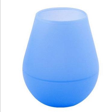 China Portable Multifunctional Outdoor Wine Cup Silicone Egg Cup Silicone Beer Mug for sale