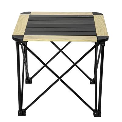 China New Design Solid 46*46*45cm Aluminum Alloy 1.74kg Folded Portable Camping Table Minimalist Outdoor Table Quick Installation for sale