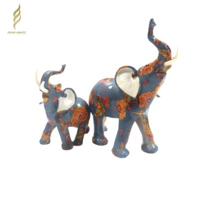 China Creative Europe office living room home decoration gifts elephant sculpture resin elephant statue for sale