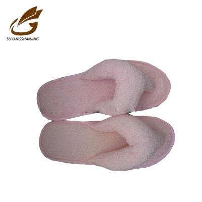 China Lovely Pink Disposable Slippers Plush EVA Flip Flop For Indoor Slippers for sale