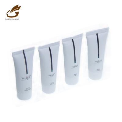 China Disposable Mini Hotel Shampoo With Customized Hotel Products Cheap Guest Amenities 5 Star Logo for sale