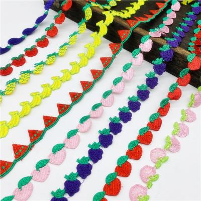 China Sustainable Colorful Water Soluble DIY Berry Lace Trim Accessories For Clothes And Hats Polyester Lace Trim for sale