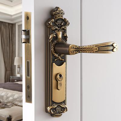 China Exterior and home locks around the door handle European style interior locks handles for sale