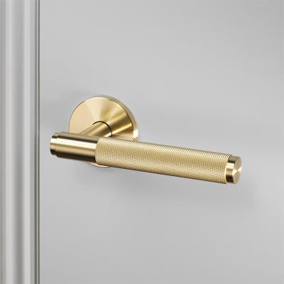 China Security Management Latest Style Diamond Knurling Brass Door Locks Modern Electroplating Silver Handle for sale