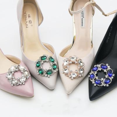 China Eco - Friendly Removable Silver Metal Buckles Crystal Rhinestone Shoe Clip Accessories Decorations for sale