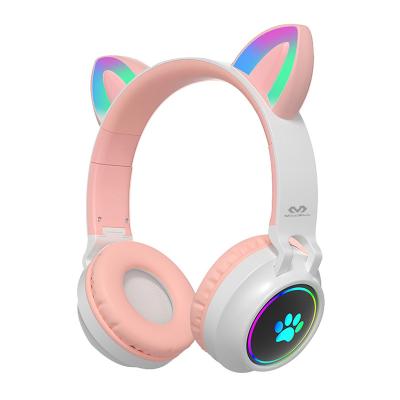 China Auriculares digital display LED digital display Auriculares gato earphone Para juegos RGB PC TV audifonos CE rohs low gaming inalambricos con orejas auriculares de gato for sale