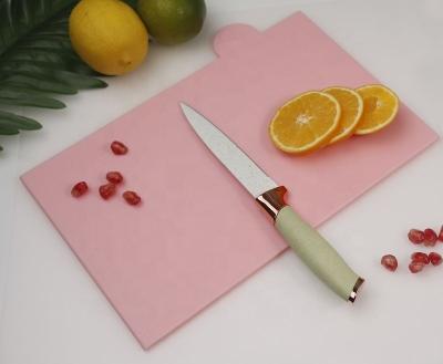 China New Style Viable Low Price 4 Pieces Plastic Cutting Board With Knife Holder Function for sale