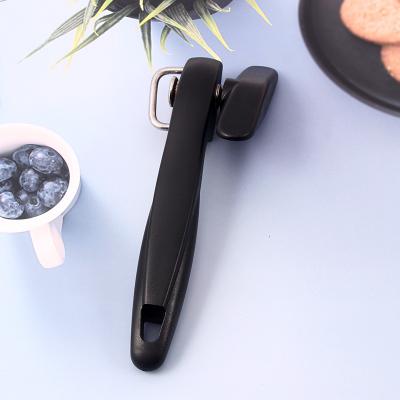 China Viable Can Opener With Handle Plastic Wine Bottle Opener Kitchen Tools Bar Accessories Tool for sale