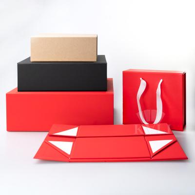 China Custom Wholesale Handmade Black Paper Foldable Packaging Gifts Box for sale