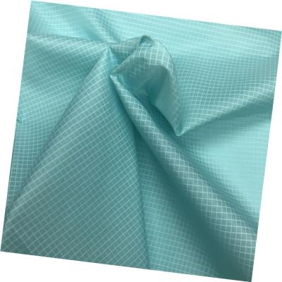 China High quality 400T 0.25*0.28cm water resistant ripstop water resistant taffeta fabric for skin coat and light jacket for sale