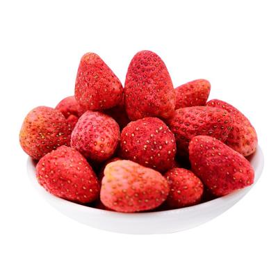 China Strawberry Dried Fruit Crunchy Organic Freeze Dried Strawberry for sale