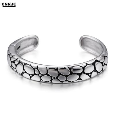 China Fashion Jewelry Stainless Steel Western Style Stainless Steel Bangle Handcuffs Design Bracelet For Men for sale