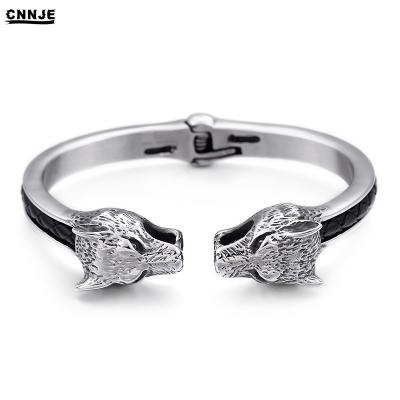 China Hot Sale Stainless Steel Wolf Tiger Head Shape Opening Engraved Bangle Cuff Bracelet for sale