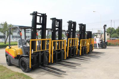 China 3.0 ton diesel forklift with isuzu engine 3.0t forklift truck price for sale