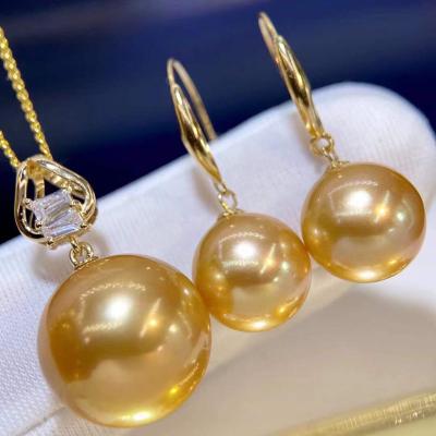 China Romantic Edison Chunky Pearl Natural 18k Gold Inlay Gold Dangle Earrings Set Free S925 18k Gold Plated Silver Chain for sale