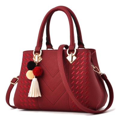 China PU Women Tote Bag Supplier Pu Leather Ladies Fashion Female Shoulder Luxury Handbags With Hairball for sale