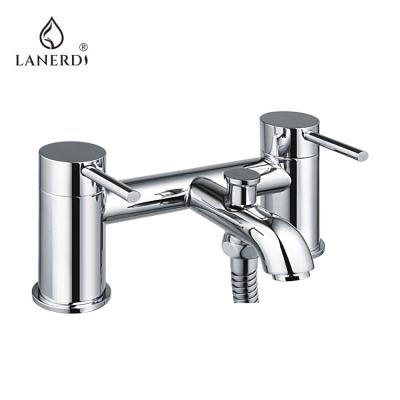 China Without Slide Bar Chrome Deck Mounted Bathtubs Bath Shower Faucet for sale