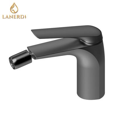 China Metered faucets B050 05 45 1 toilet bidet faucet for sale