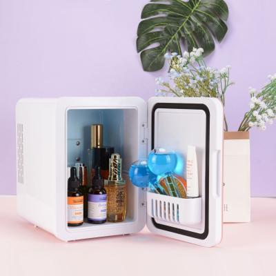 China 18â „ ƒ (64.4F) Below Liter Portable Room Temperature 4 Liter Mini Skin Care Fridge Cooler and Warmer for sale