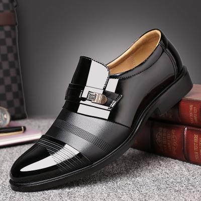 China 38-48 Large Size Men's Waterproof Business Dress Shoes Men's Breathable Wedding Casual Leather Suit Shoes for sale