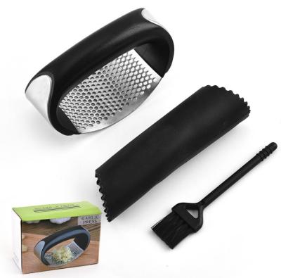 China 3 Viable in 1 Stainless Steel Ginger Garlic Press Crusher Garlic Press Stainless Steel for sale