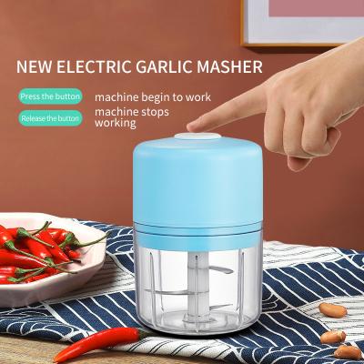 China Hot Selling Electric Car Mini Juicer Portable Onion Blender 350ml Cutter Meat Garlic Cleaver for sale