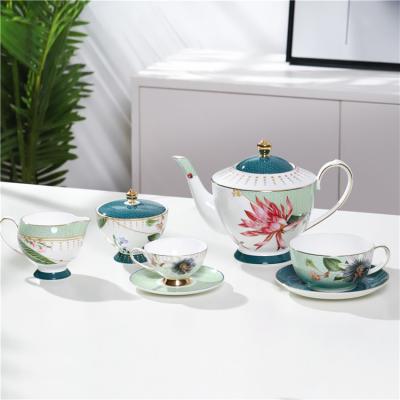 China Viable Modern Luxury Floral Wedding Decal Coffee Tea Cup Sets Bone China Coffee Tea Set For Gifts for sale