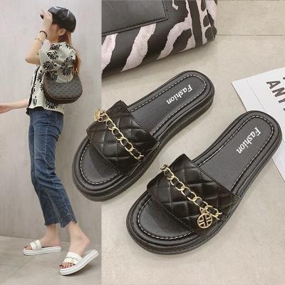 China Fashion Trend Women Flat Sandals Patterns Home Outdoor Slippers Lady Comfortable Slips Slippers for sale