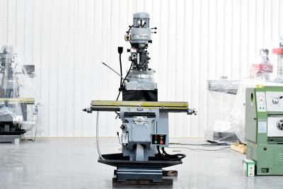 中国 X6325 Best Turret Milling Machine Vertical Milling Machine For Sale 販売のため